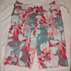 Shredly MTB mountain biking shorts Aztec pattern size L (10)